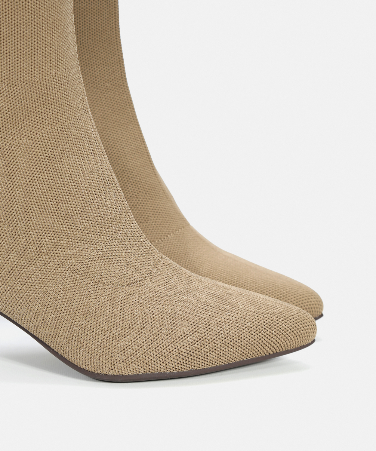 Botim meia salto image number null